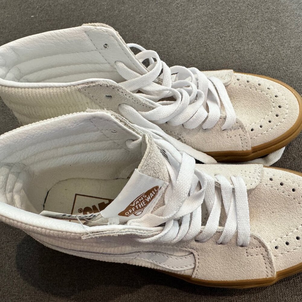 NWT Vans, Cream Color, Corduroy with White Laces - Youth 3.5 / Women's 5